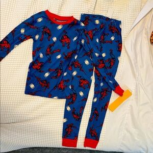 Spider-Man Pajamas tags on size 8